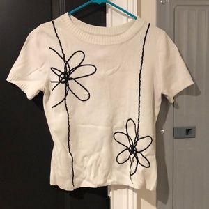Super cute flower warm flower top